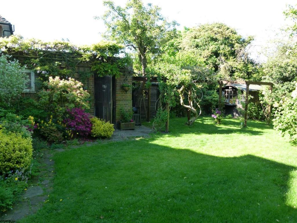 Iolanthe Bed & Breakfast London Exterior photo